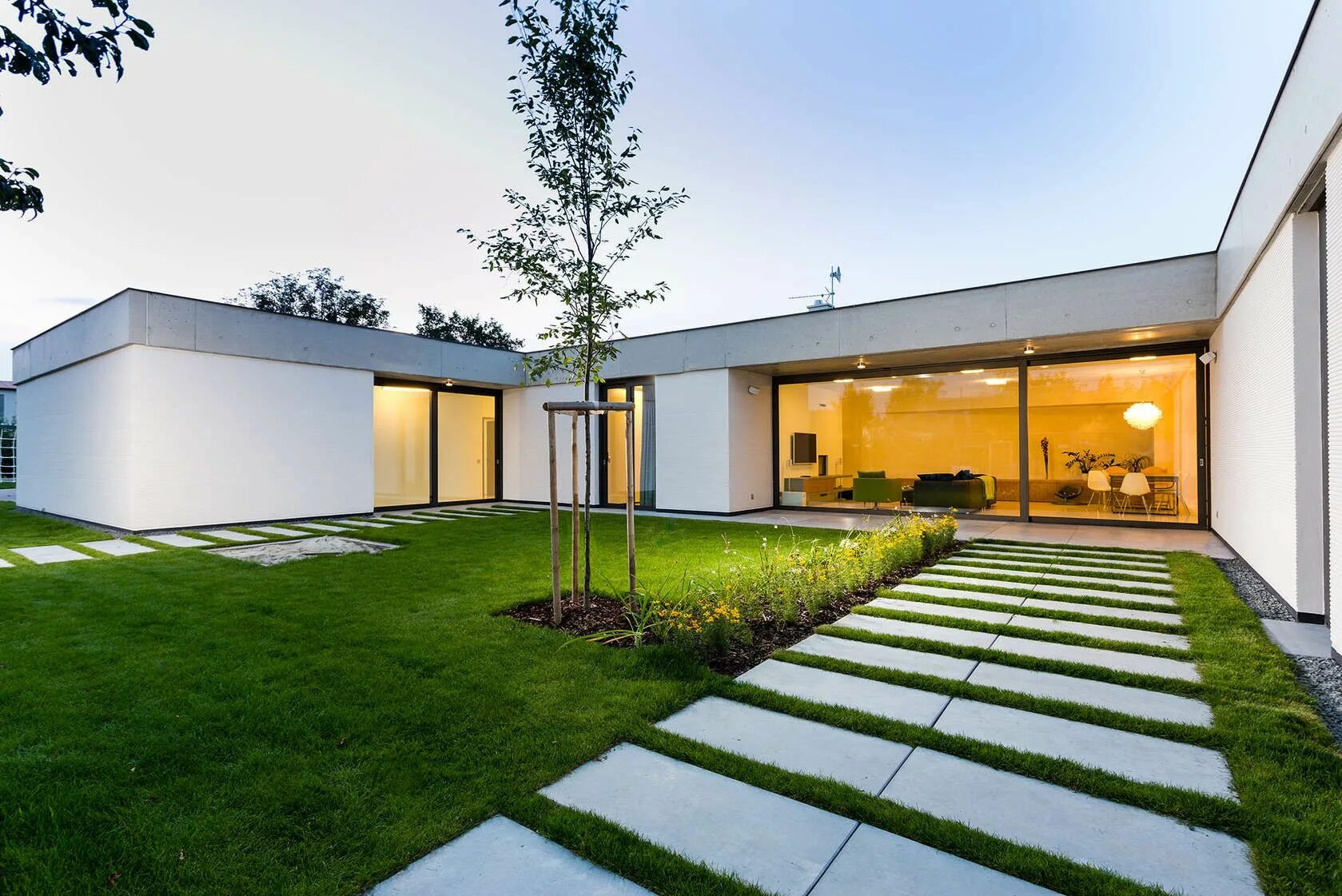 Fótliget House in Budapest, Hungary by DÉR Architects in 2019 Residential archit