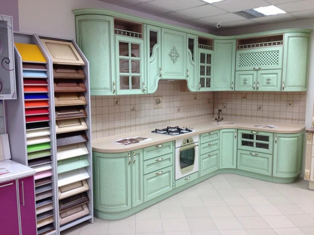 яркая кухня. дутые кухни. кухни трио. электросталь ялагина промебель. дельта кухни электросталь.