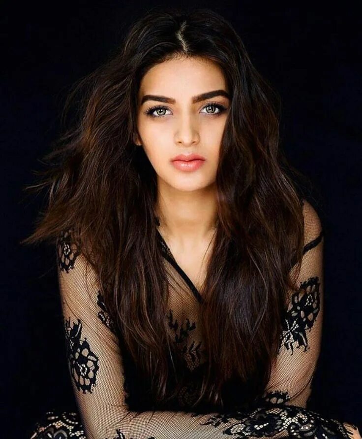 Нидхи Агравалом. Нидхи Дутта. Nidhhi Agerwal. Нидхи Агарвал фото. Красивая инди