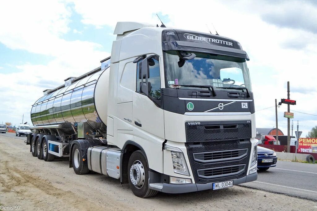 Вакансия водитель категории е без опыта. Вольво fh16 с бочкой. Volvo FH 13 бензовоз. Volvo FH 460 С полуприцепом. Volvo FH 460 Euro 6.