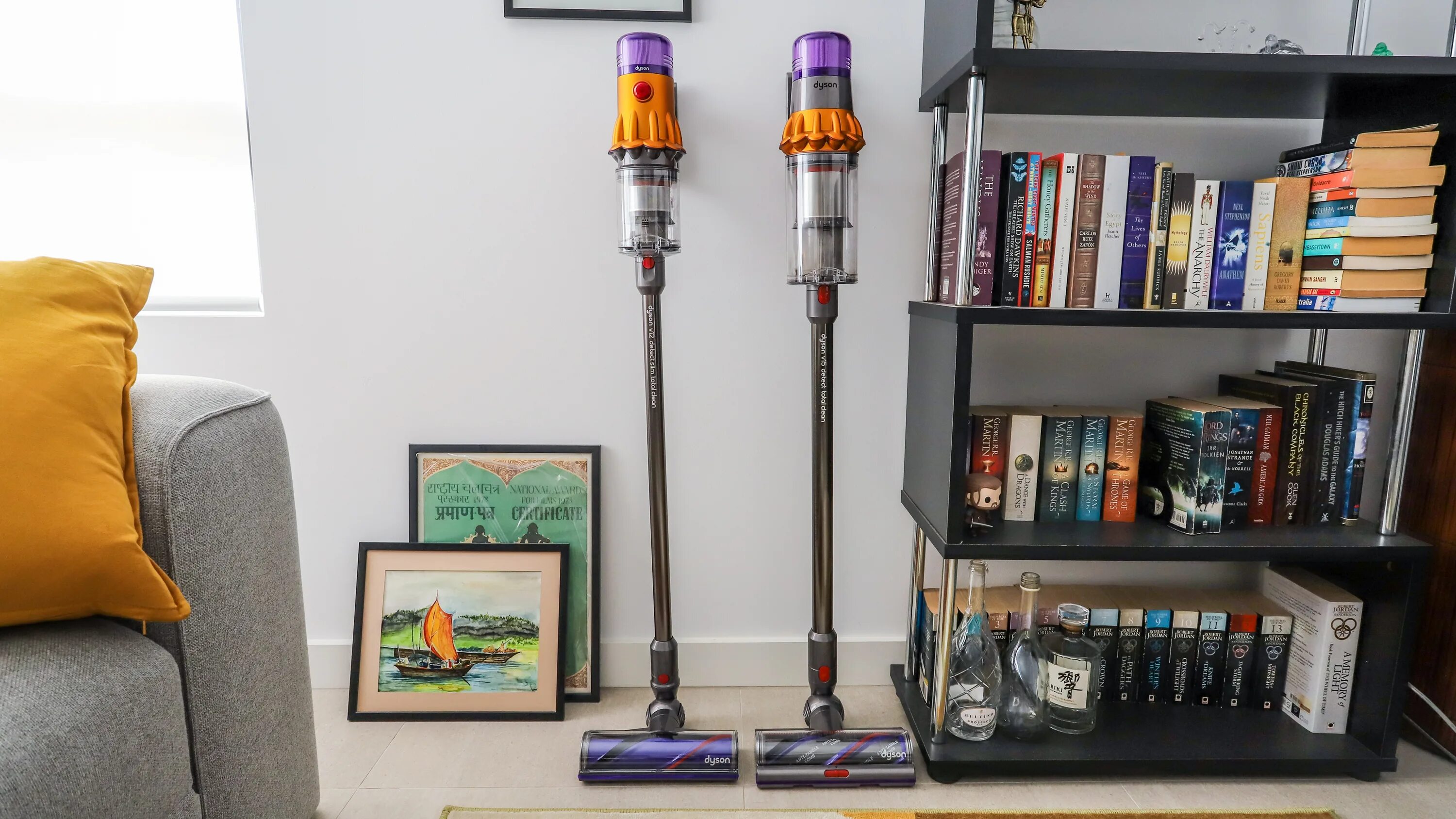 Dyson v12 detect Slim. Dyson v12. Пылесос Dyson v12 detect Slim. Dyson v12 v15. Дайсон различия