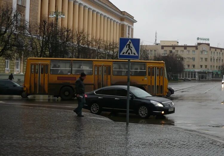 Городской транспорт Великого Новгорода. Общественный транспорт в Великом Новгороде 2024 год. Транспорт Великого Новгорода фото.