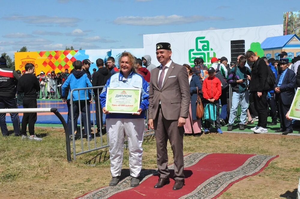 Летние вечера в елабуге 2022. Елабуги. Ярмарка в елабуге. Елабуга население. С днем молодежи.