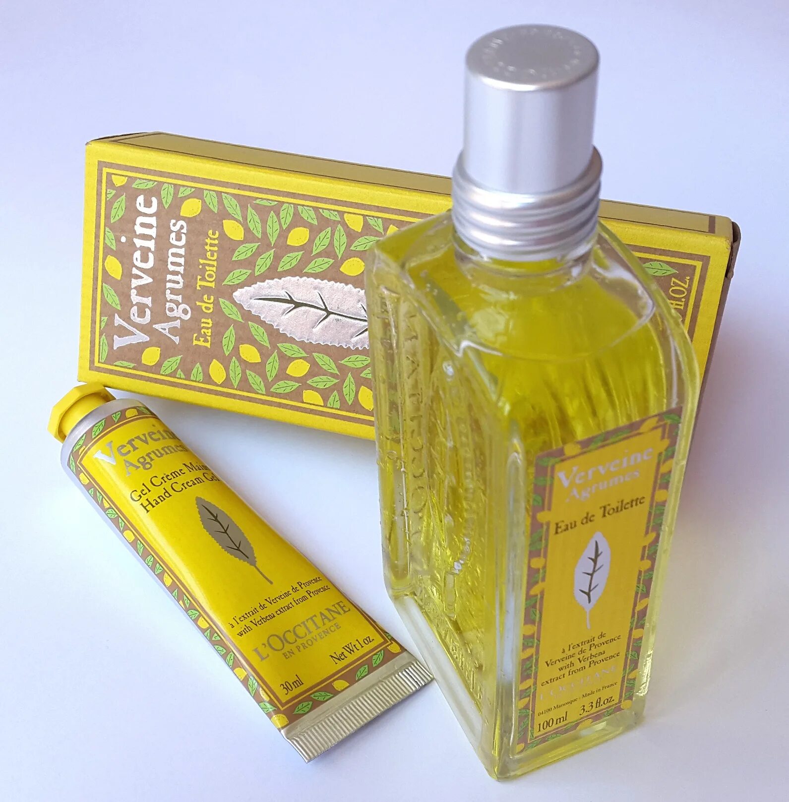 L occitane вода. L'Occitane Вербена цитрус. L'Occitane Verbena туалетная вода. Духи l'Occitane Мимоза. Verveine l'Occitane духи.