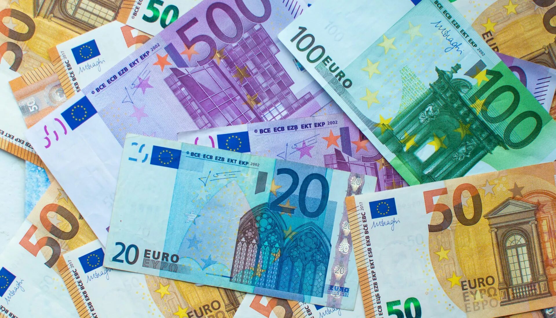 Евро. Деньги евро. Euro валюта. Евро валюта картинки.
