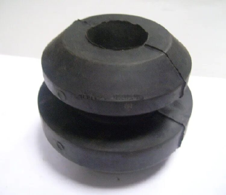 амортизатор платформы (кузова) маз 503-8501300-а1 (подушка). подушка двигателя ямз 500-1001035. подушка рессоры передней маз брти 64221-2902430. подушки двигателя д 245 на газ 3309. подушка радиатора маз 6430-1302060.