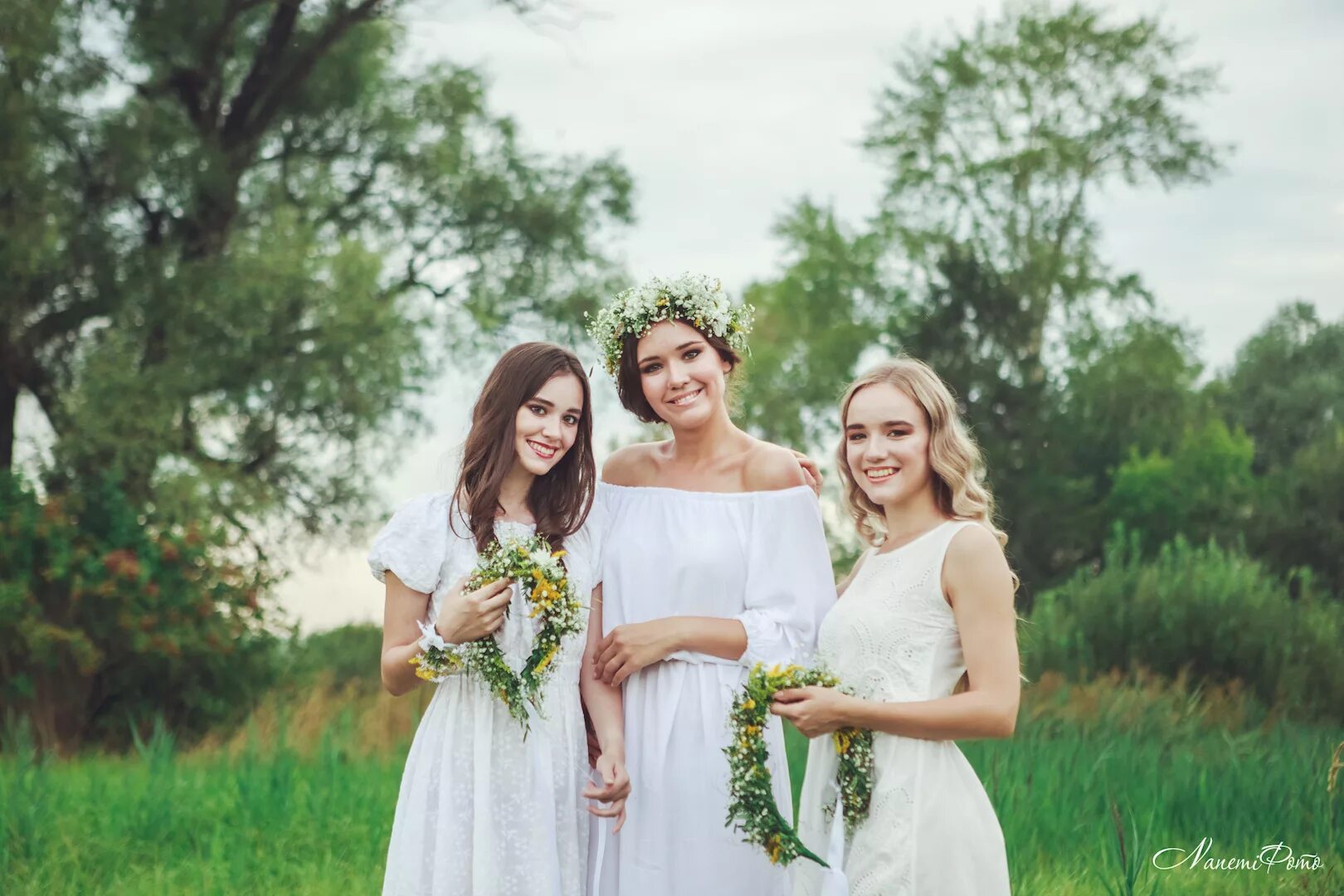 свадебный образ невесты в стиле рустик. богемский шик свадьба. четыре свадьбы рустик. свадьба в стиле рустик. рустикальный (кантри) стиль свадьбы.