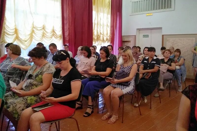 Ленинаван ростовская область школа. Хутор ленинаван школа 13. Мбоу сош 13 ленинаван. Школа семендер 9 класс 2022 год. Хутор ленинаван школа 13.