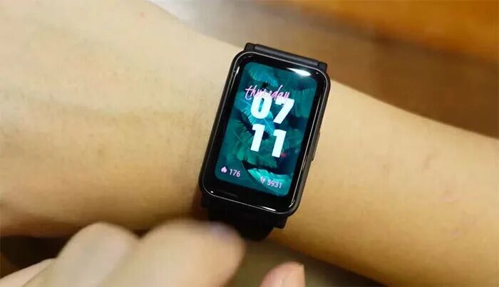 Smartwatch png. Часы хуавей фит 2 актив. Отличие watches от fit. Huawei honor watch es-bb1. Часы хонор 6.