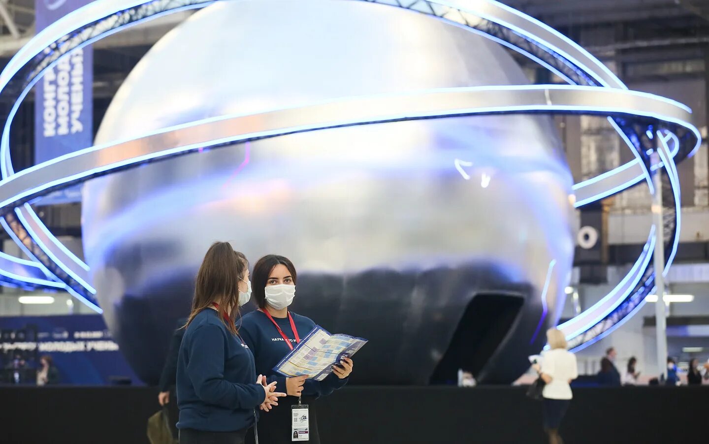 Интересные события 2025. Технологии будущего. новейшие технологии. десятилетие науки и технологий 2025. телевизор будущего.
