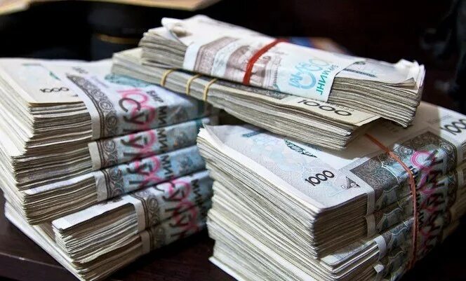 12 млн сумм. Узбекские деньги. деньги узбекистан много. узбекский сумма фотография. пачка сум узбекистан.