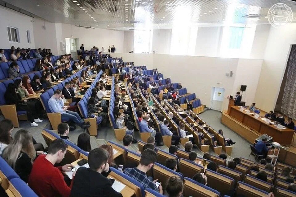 Сургу университет. Цифровая кафедра сургу. Сургу медицинский институт. Болотов сургу университет. Сургу выпускники.