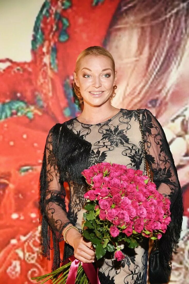 Сколько лет волочковой в 2024 году. Сколько лет волочковой в 2024 году. Сколько лет волочковой в 2024 году. Сколько лет волочковой в 2024 году. Настя волочкова 2020.