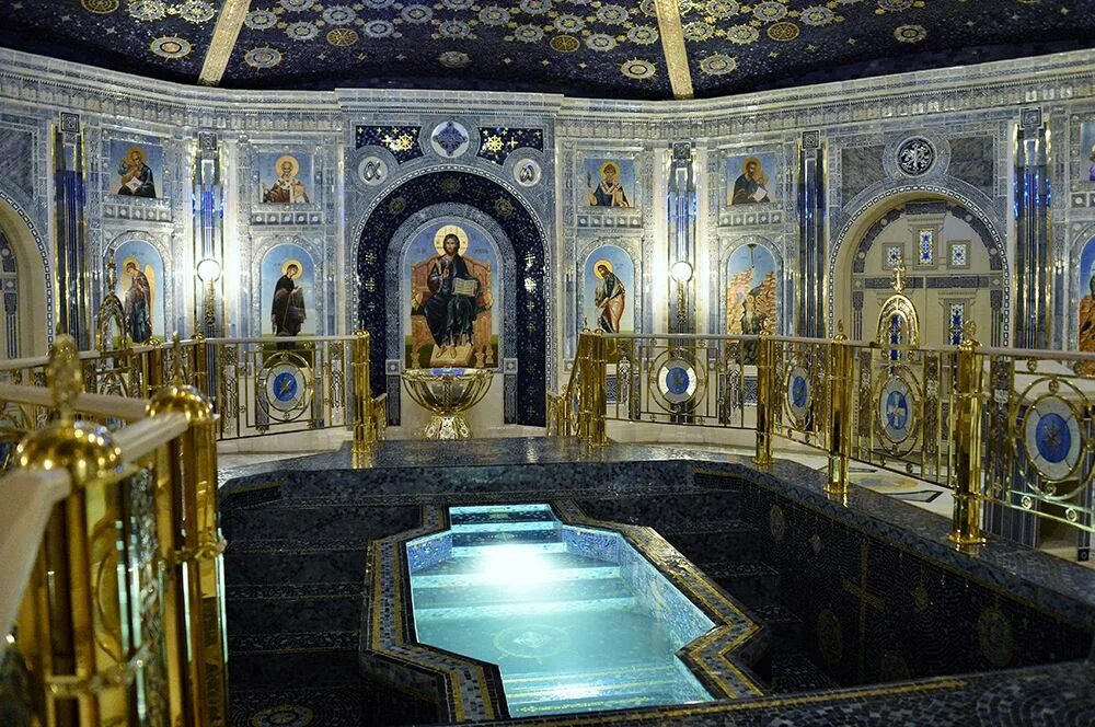 купель для крещения в храме вооруженных сил рф. храм вооруженных сил купель. храм вооруженных сил россии купель. крестильня в храме вооруженных сил. храм христа спасителя вооруженных сил.