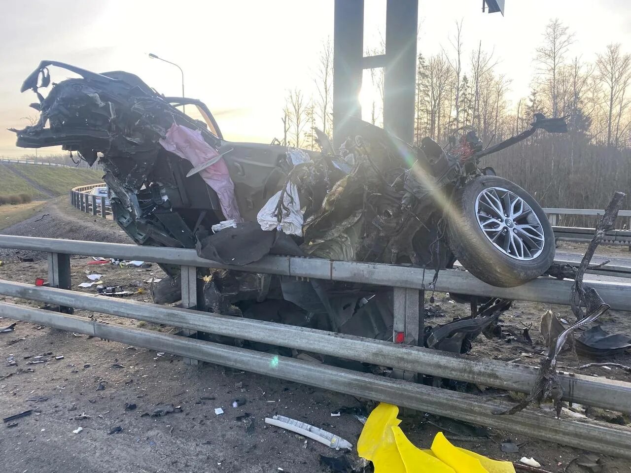 Все фото аварии 5 октября в питере На КАД массовые аварии собрали "хвост" в пять километров. Без пострадавших не об