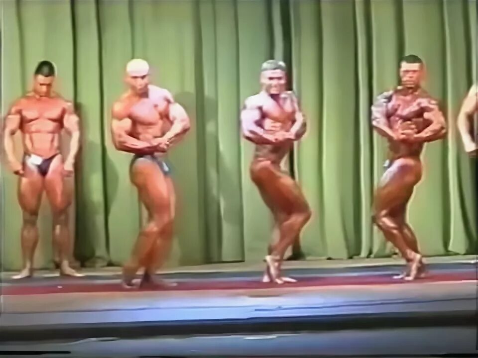 Бодибилдинг в чечне. Абсолютка бодибилдинг. Чемпионат татарстана по бодибилдингу. Бодибилдеры натуралы. Классические позы бодибилдинг.