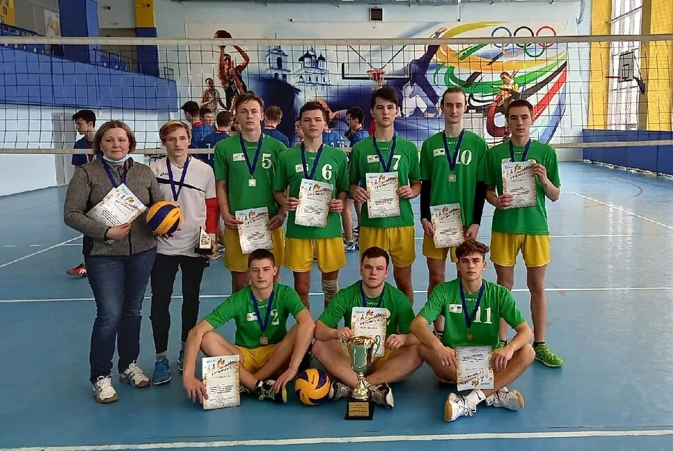 бег подиум призовой. волейбол саранск. день города в канаше 2021. ффар. дюсш самбо 85 соль-илецк.