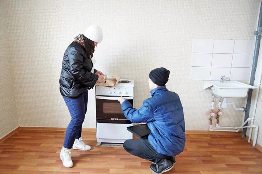Как сироте получить квартиру от государства