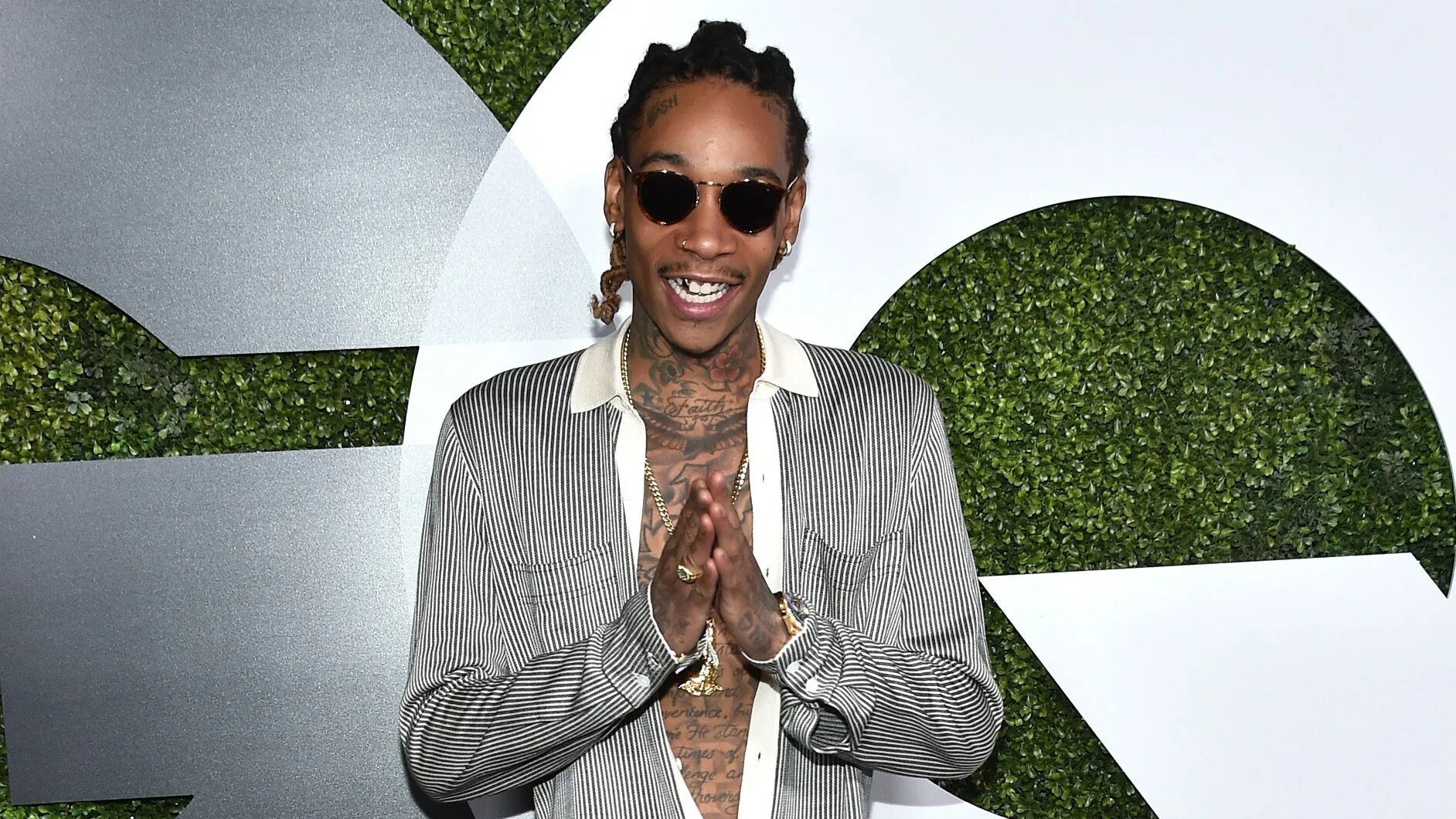 Негр халифа. Wiz khalifa. Виз Халифа рост. Wiz khalifa 2015. Wiz khalifa рост.