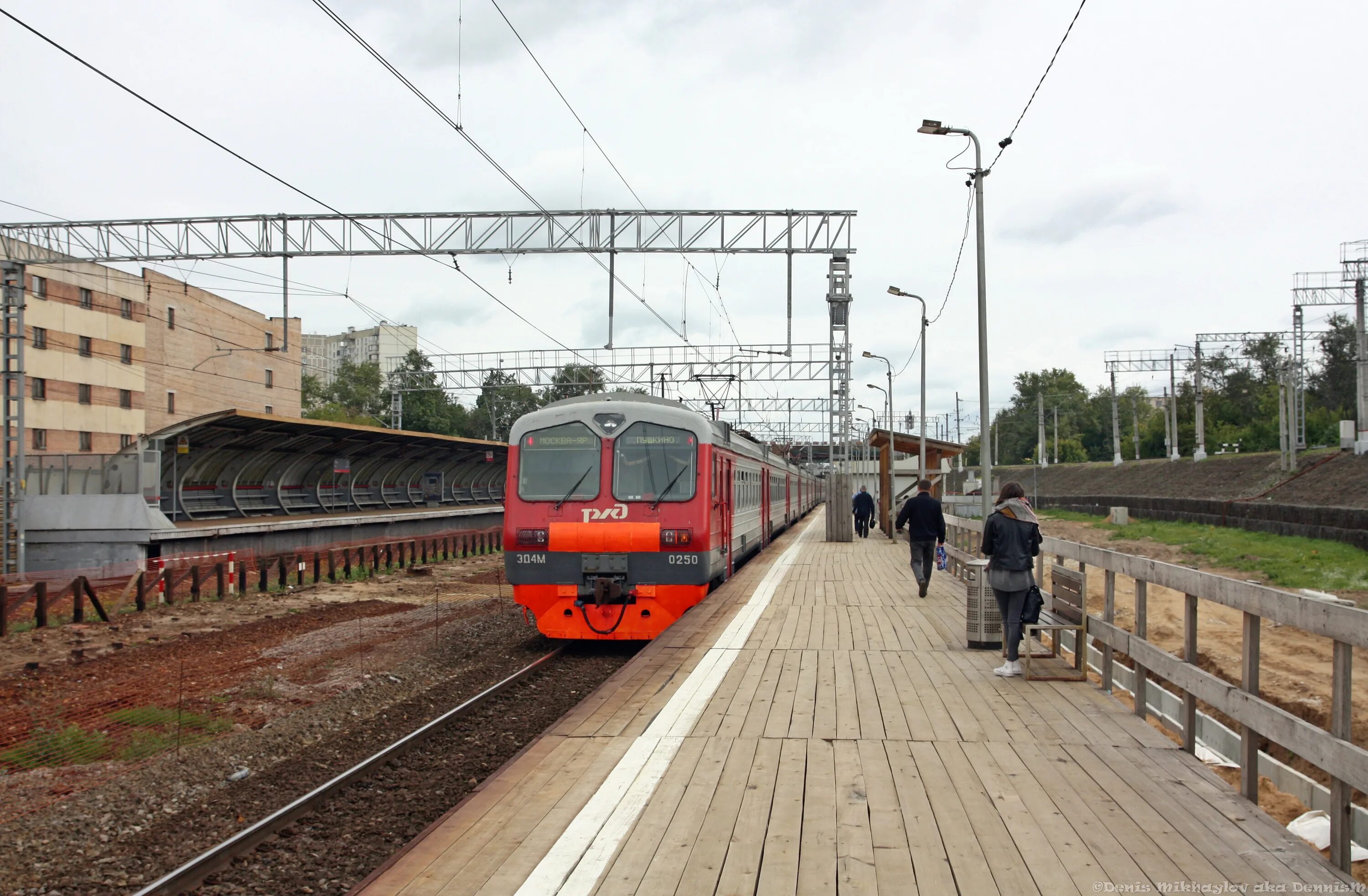 Платформа лось москва. Станция Лось Москва. ЖД станция Лось Москва. Платформа Лось 2 платформа 2 путь. Платформа Лось г Москва.