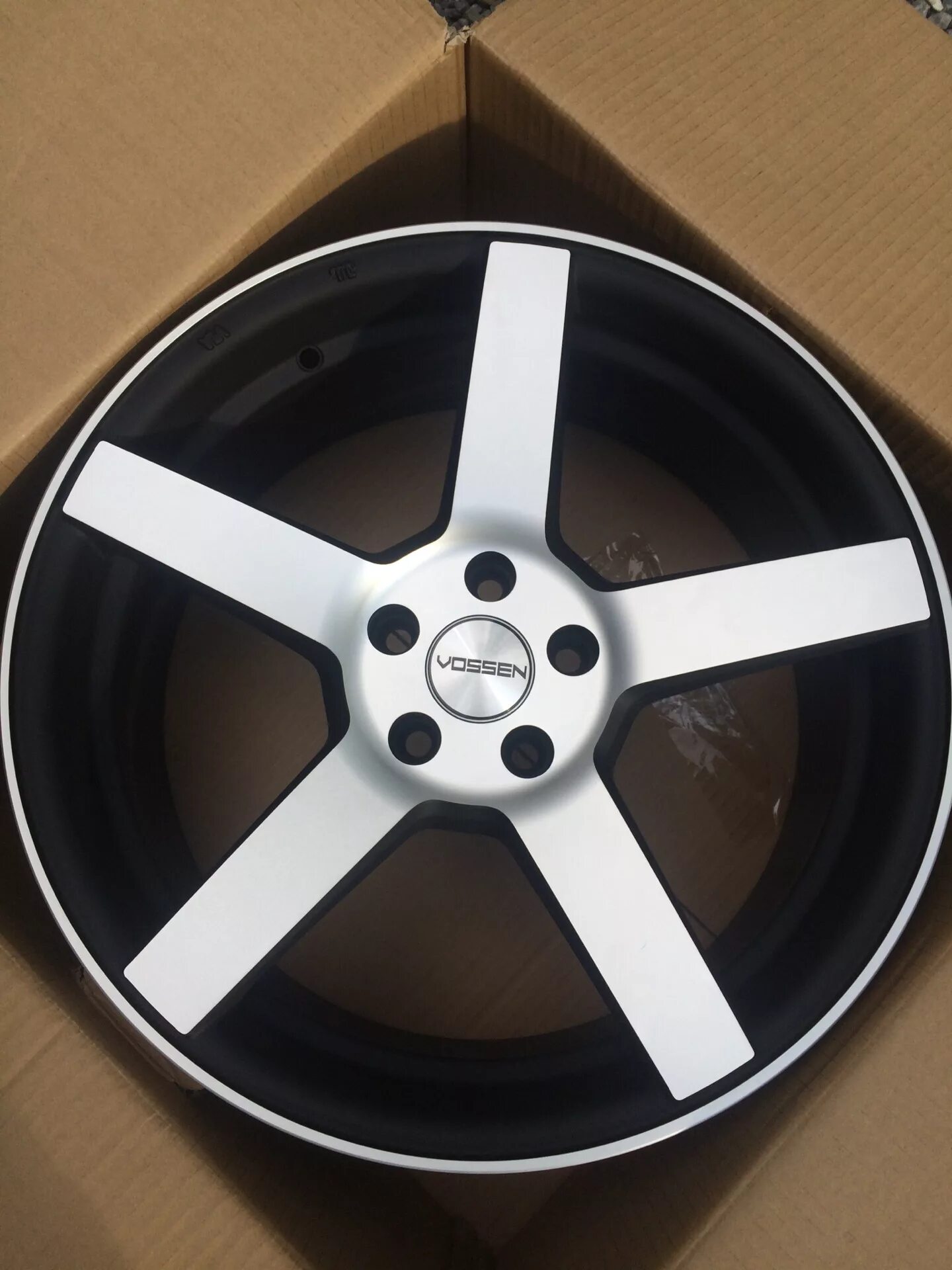 Реплика воссен r18. Replica h op 20. Vossen cv7 r19 5x114. 3. Диски реплика r18.