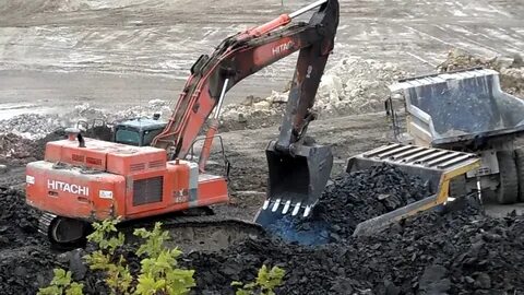 Работа экскаватора в карьере видео