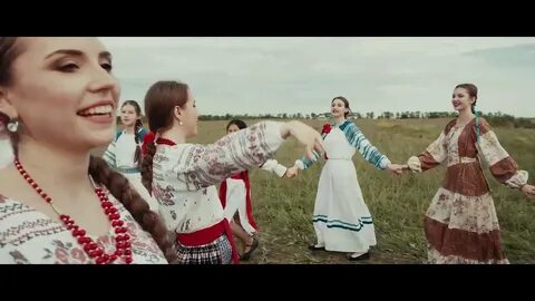 Песни на горе мак