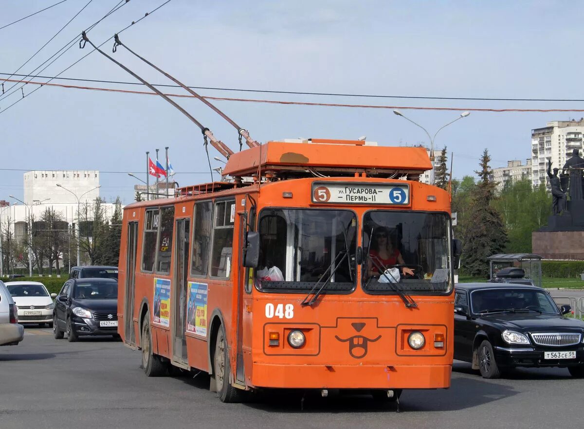 Троллейбус пермь. Зиу 682 пермь. пермский троллейбус зиу. троллейбусное депо пермь.