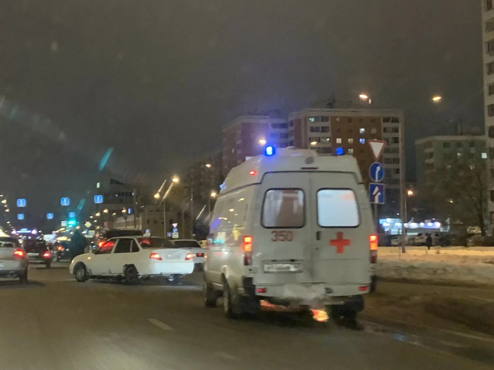 2 января вечером. Авария на Московском шоссе Самара. Авария на Московском шоссе вчера. Вчерашняя авария на Московском шоссе. Авария на Молоковском шоссе вчера вечером.