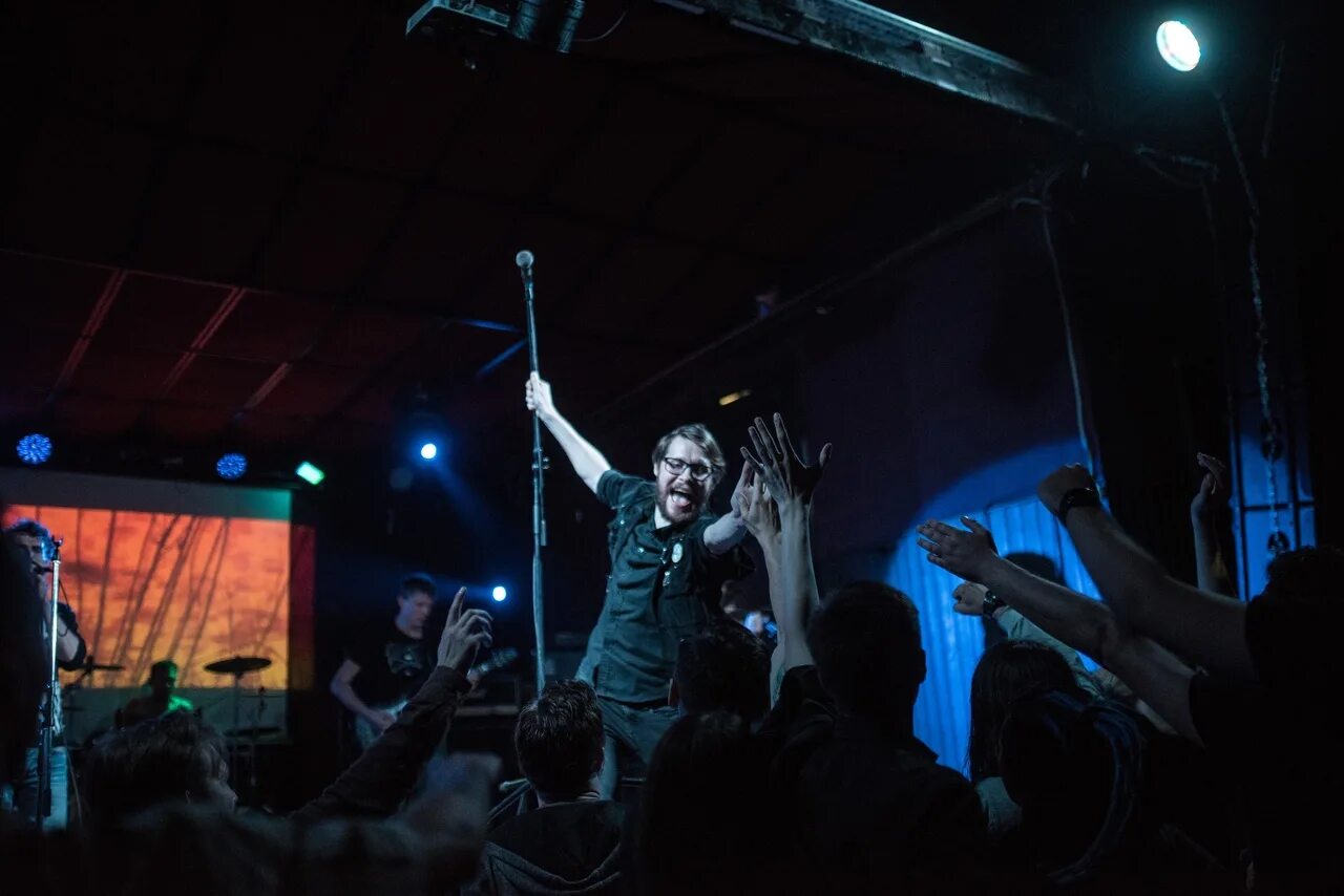 Монтевиль въездная группа. Ионотека спб. Группа спб состав 2019. Группа санкт-петербург. Тишина группа спб.