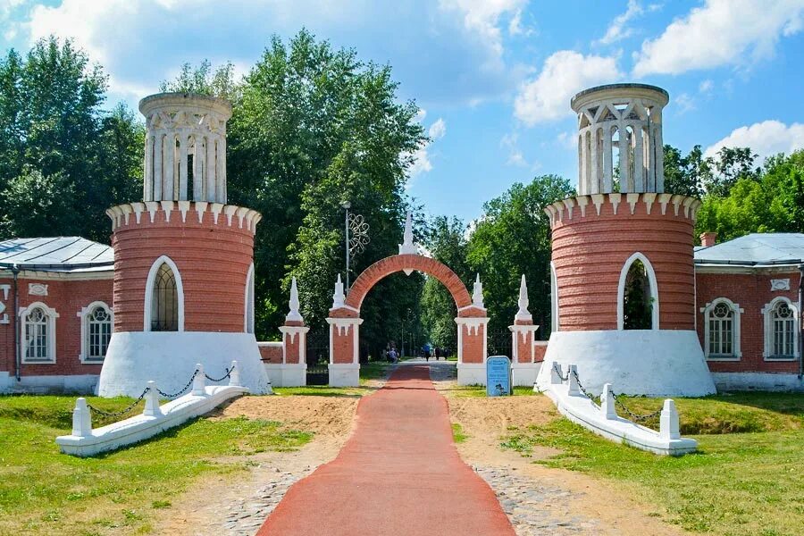 Парк усадьба Воронцова. Воронцовский парк (парк-усадьба «воронцово»). Воронцовская усадьба Москва. Обелиска в усадьбе воронцово.