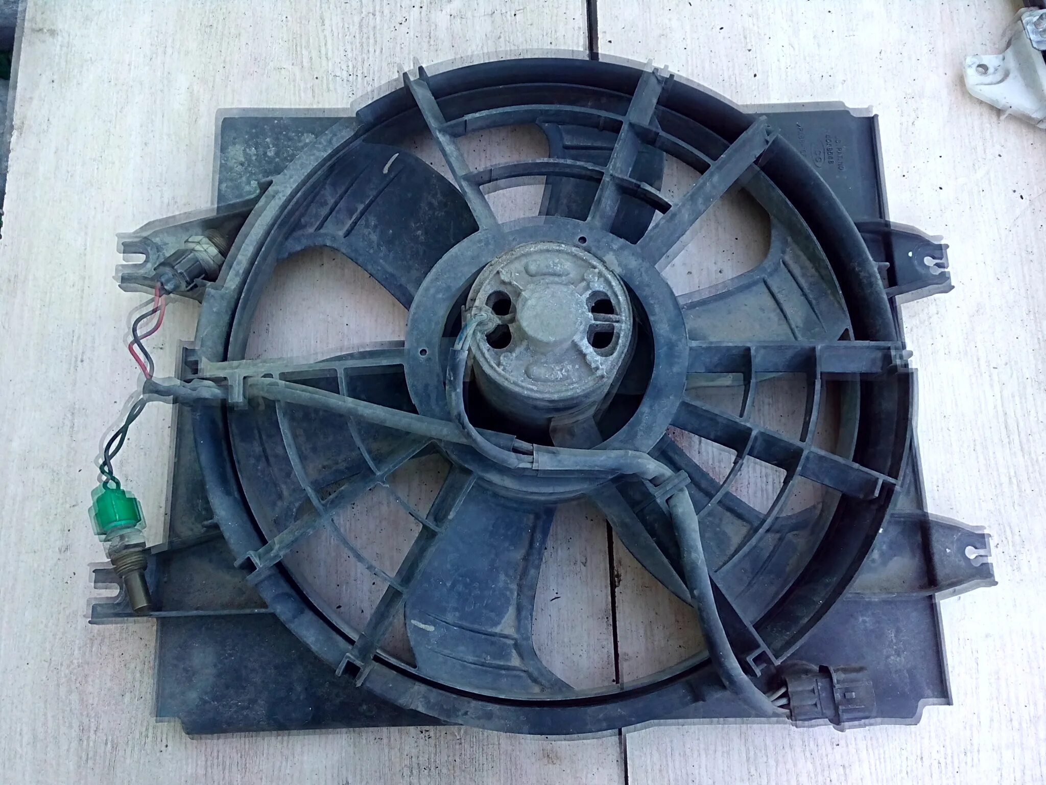 вентилятор основной хендай соната. вентилятор радиатора хундай соната 2. мотор вентилятора хендай саната 2004 2. +вентилятор +hyundai +sonata купить. основной вентилятор соната хундай.