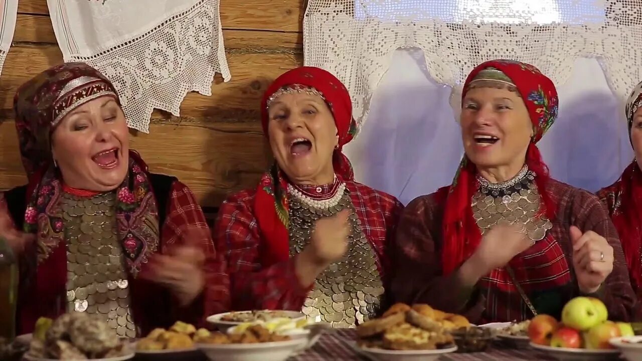 Клип песни бабки. Клип песни бабки. Дзыга. Бабуля в найках. Клип песни бабки.