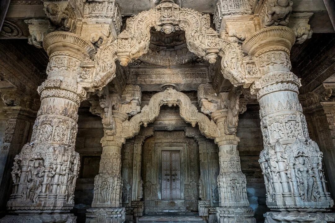 Храм temple. Храм саас Баху Индия. Храм Кайласанатха Канчипурам. Храм Шивы Раджастан. Храм Кайласанатха в Индии.