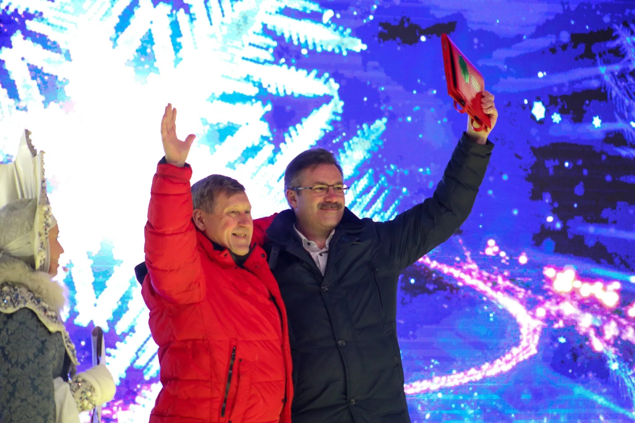 Новогодний мэр. Новый год в России. Новогодние телепередачи. Новогодняя Россия. Новогодний Новосибирск.