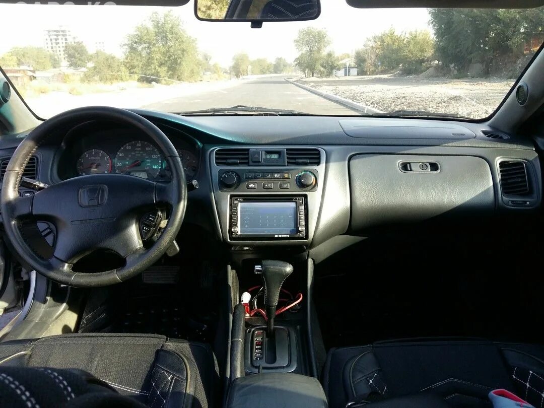 Honda accord 6 салон. Honda accord 6 ch9. Салон хонда аккорд 6. Honda accord 6 2002. Honda accord 2001 салон.