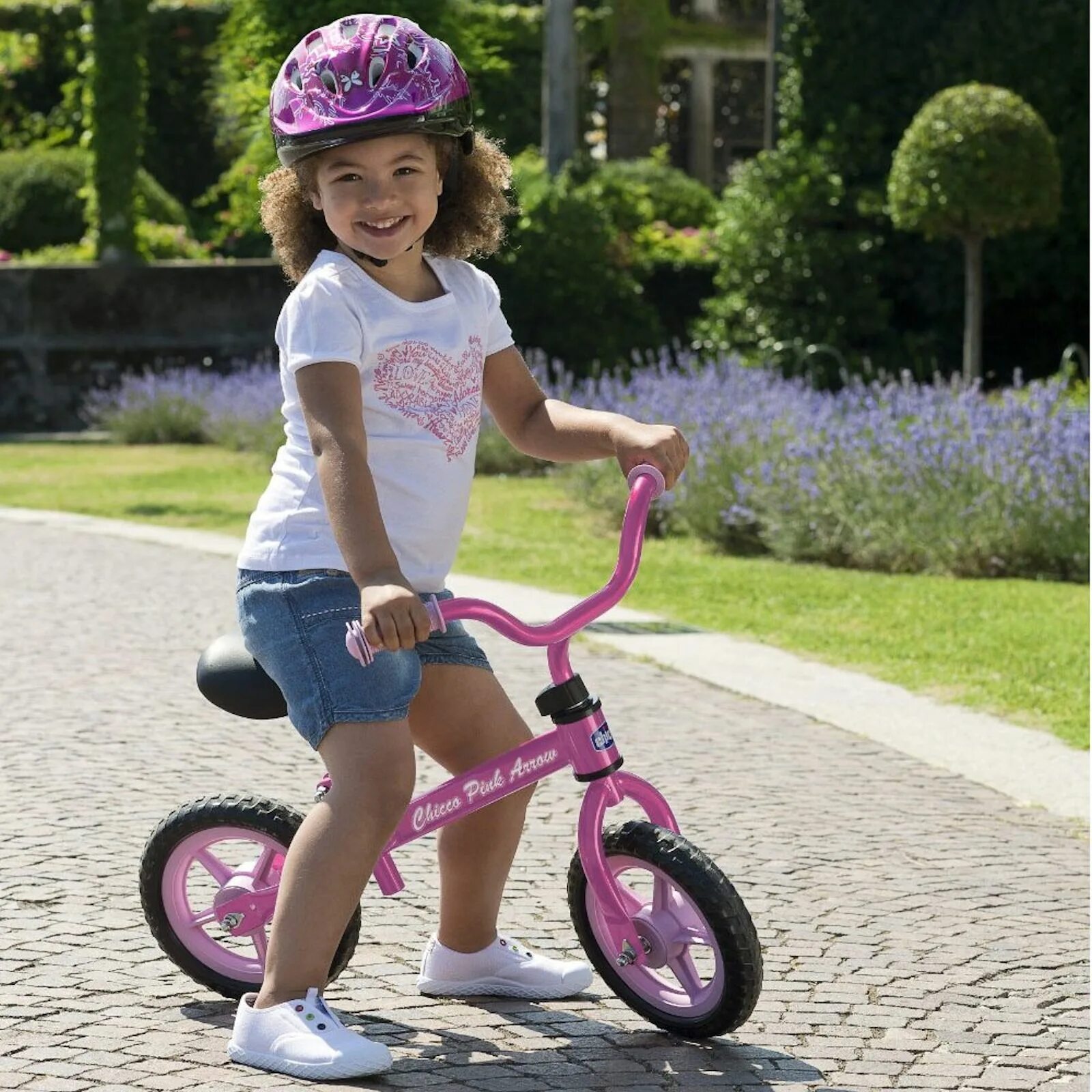 Беговел розовый. Беговел Chicco Pink arrow. Беговел Chicco Red Bullet. Беговел Чикко Chicco. Chicco first Bike.