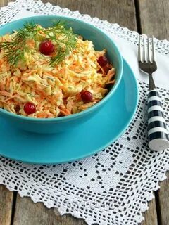 Вкусный салат из моркови и сыра