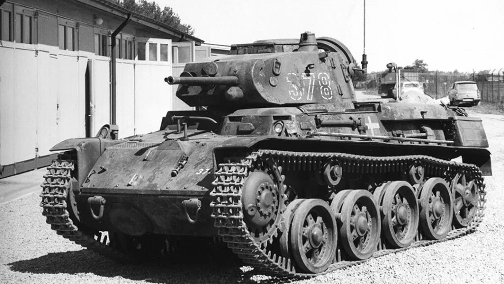 Давай на м 40. Strv m/40l. Танк Strv m/40l. Strv m/38 / Strv m/40 / l-40, легкий танк. Гибрид PZ. III j1 и Strv m/40.