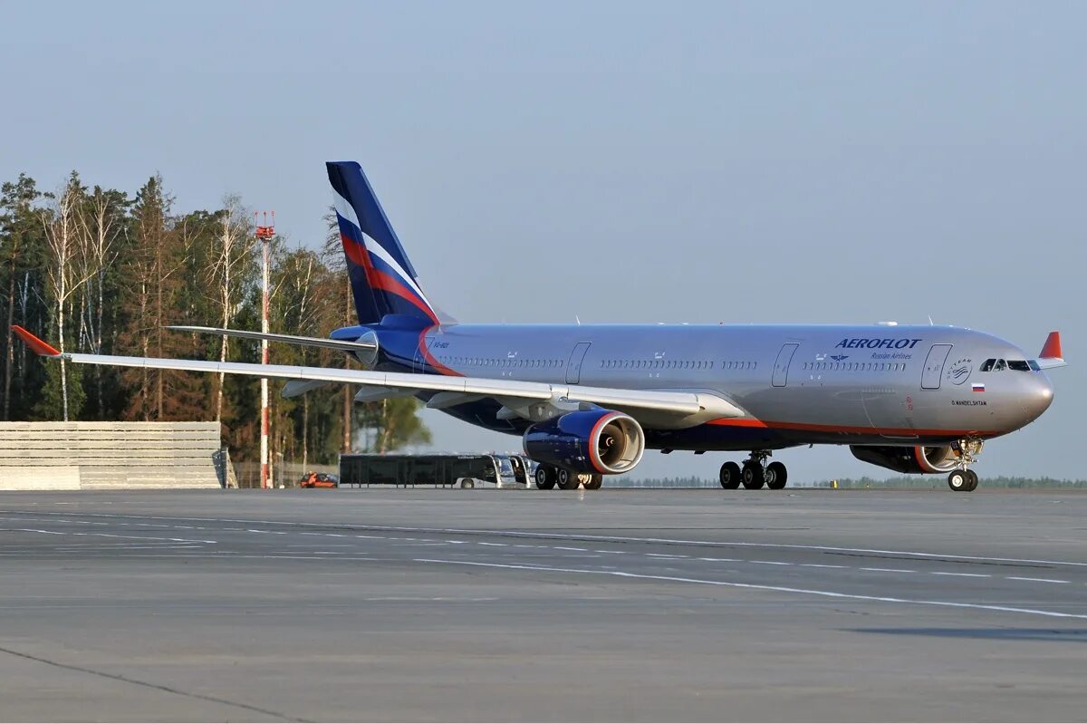 A330-343 Аэрофлот. Боинг 777 Владивосток Москва. Су 1702 Москва Владивосток. Аэрофлот su 1702 самолет.