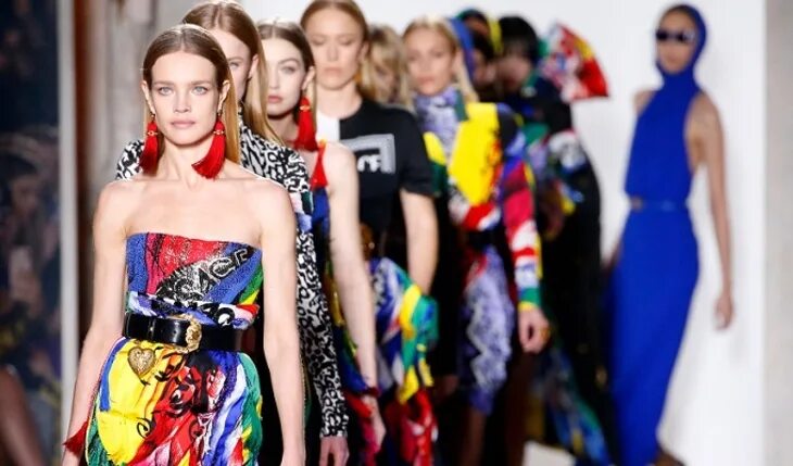 Подиум интернет. Подиум новокузнецк. Подиум магазин одежды. Подиум минск магазин одежды. Подиум интернет.