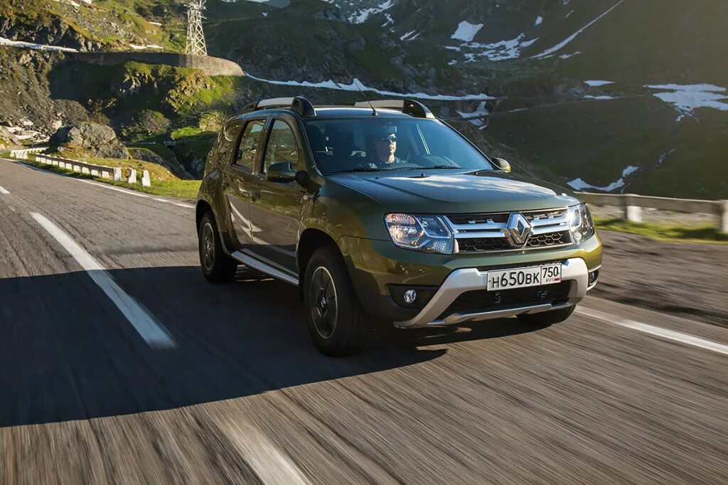 Renault duster года выпуска. Renault Duster. Renault Duster 2016. Рено Дастер 2015. Дастер 2016 новый.