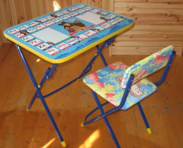 Столик стульчик детский авито. Детский стол Рич Фэмили. Детский стол и стульчик. Столик детский со стульчиками. Складной детский столик.