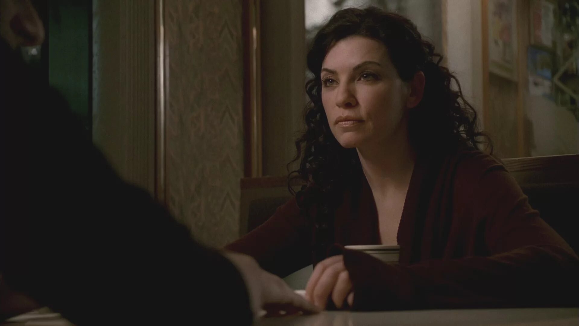 Сопрано джулианна скифф. Сопрано 12. Сопрано 12. Эди фалько 1990 сопрано. Сопрано 12.