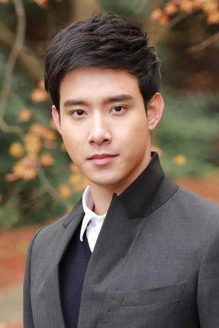 Мек тжиракит. Мек ю. Дорама мой инженер бон. Актёр mek juti. Камран лукас.