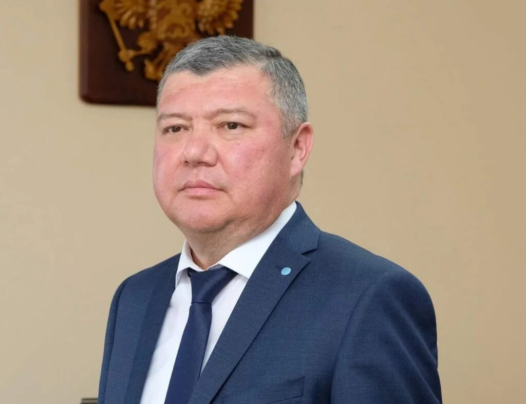 Директор красного яра
