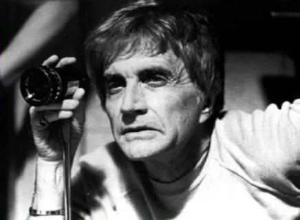 Де режиссер