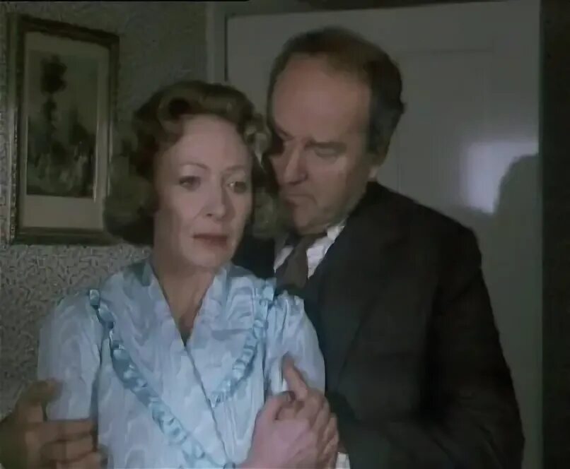 мисс марпл в доме викария. мисс марпл. мисс марпл в доме викария. убийство в доме викария сержант протеро. мисс марпл dvd cover.