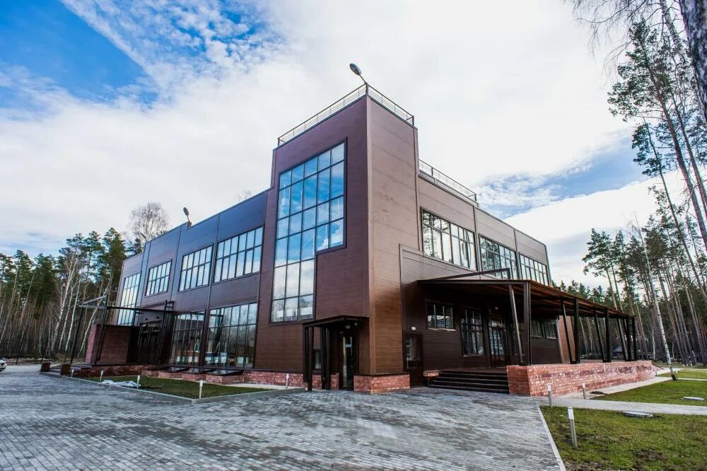 Горицы hotel&resort. Горицы семейный клуб. Горицы семейный клуб. Горицы семейный клуб. Горицы липецк база.