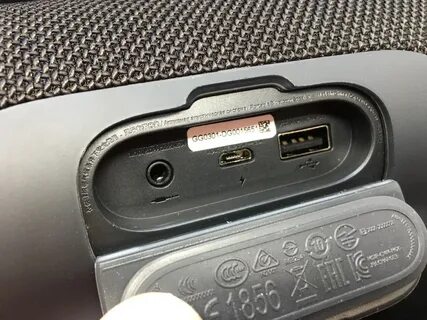 Как подключить флешку к колонке jbl